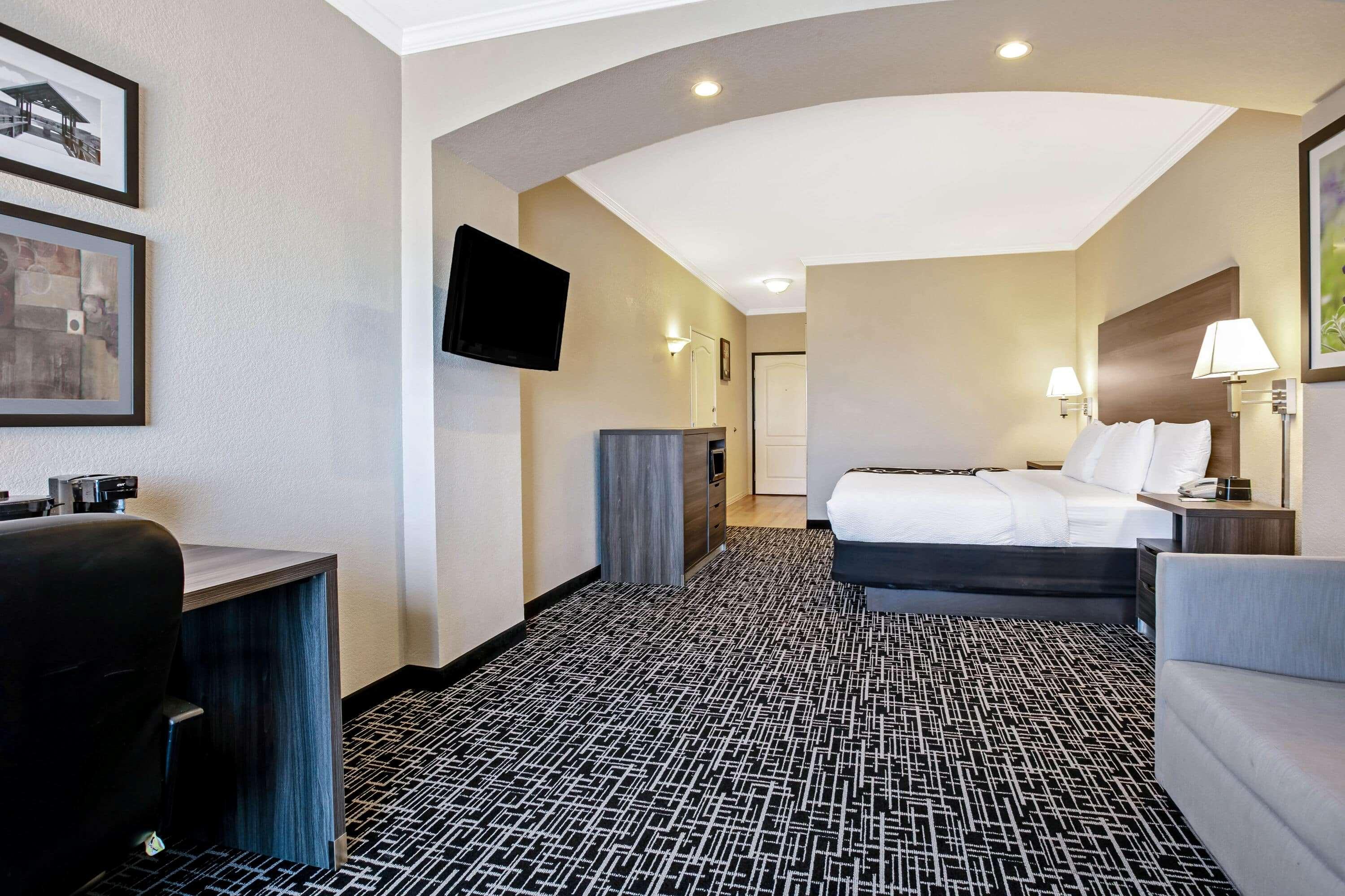 La Quinta By Wyndham Garland Harbor Point Hotel Екстериор снимка
