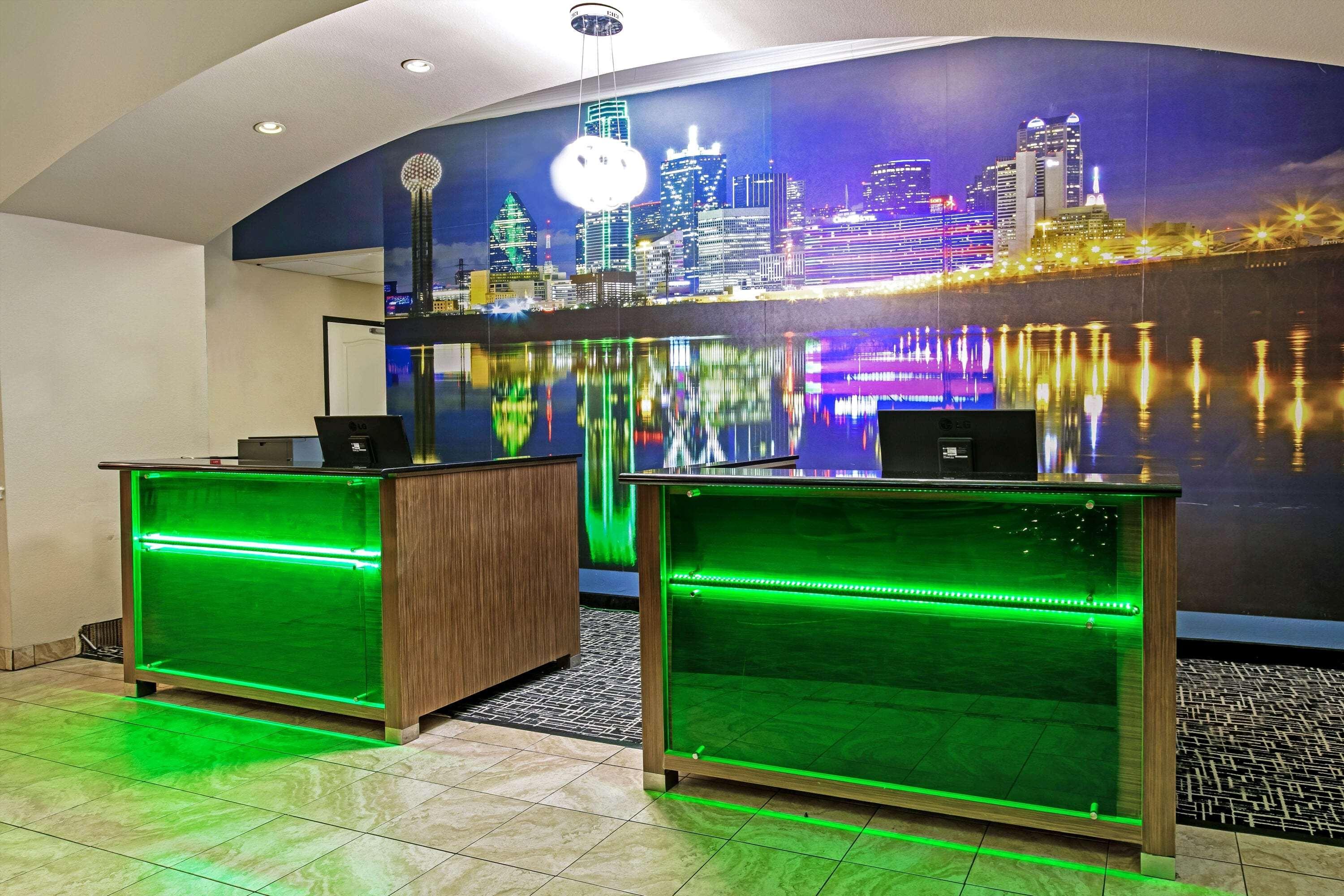 La Quinta By Wyndham Garland Harbor Point Hotel Екстериор снимка