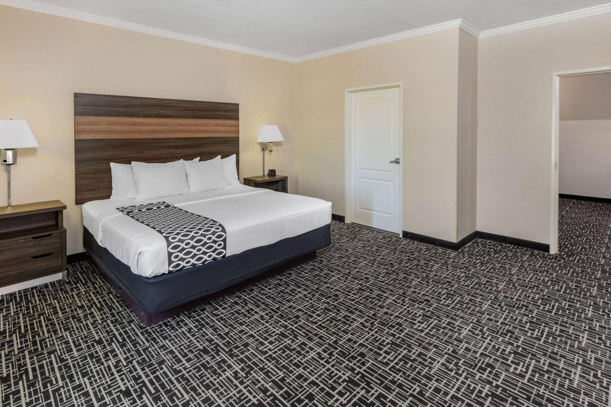 La Quinta By Wyndham Garland Harbor Point Hotel Екстериор снимка